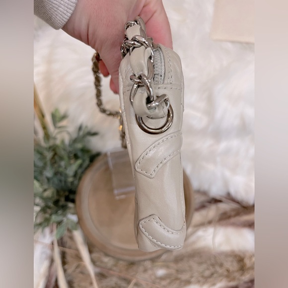 **SOLD** RARE Iridescent Pearl Chanel Aged Calfskin Quilted Cotton Club Pochette - Picture 8 of 14